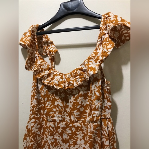 Old Navy yellow gold floral ruffle flutter cami midi dress Sz M boho chic - Picture 4 of 6